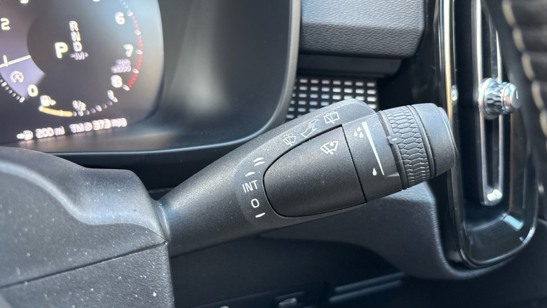 Volvo Xc40 1.5 T3 [163] R DESIGN 5dr Geartronic Petrol Estate